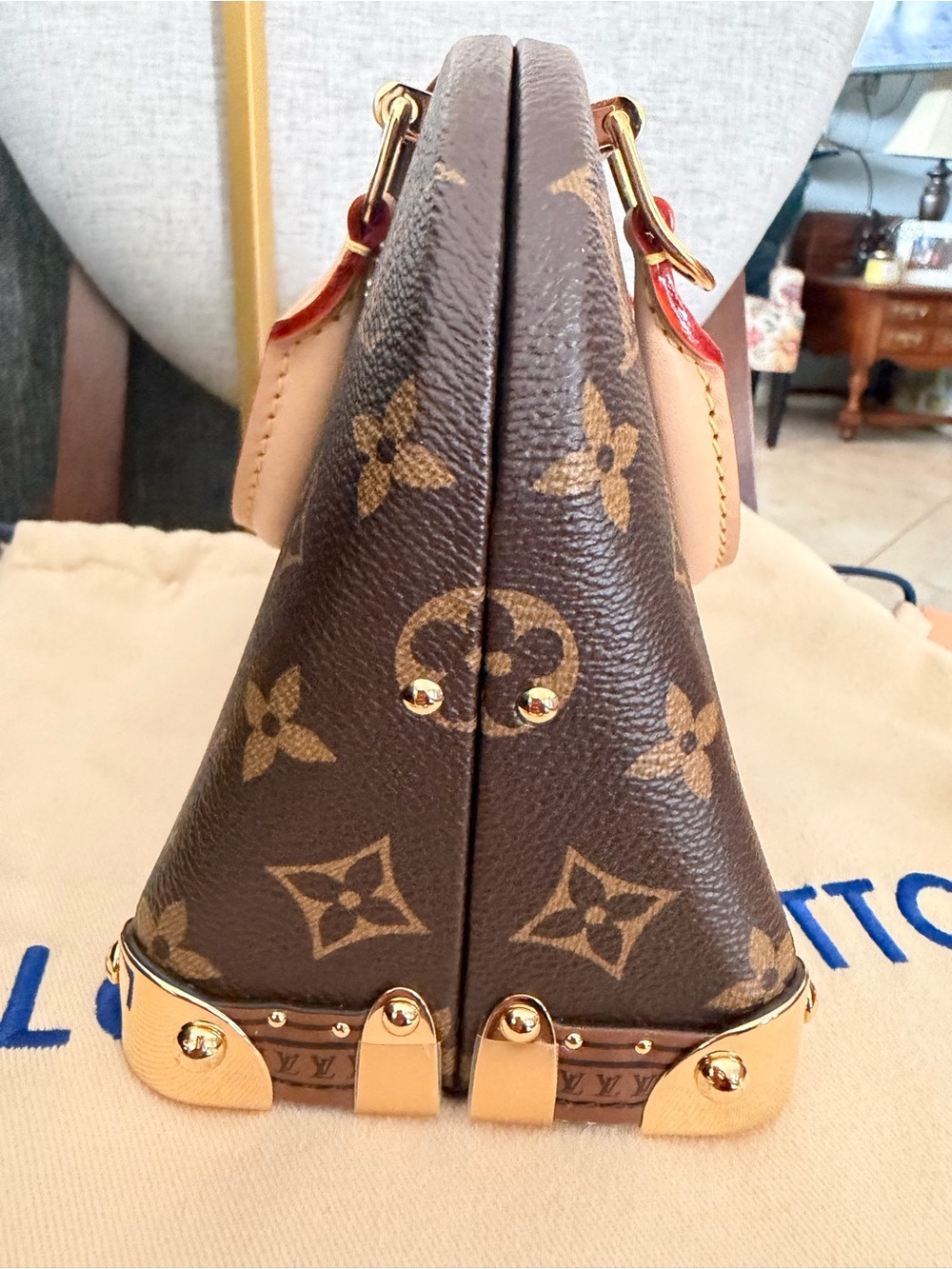 Louis Vuitton Monogram Alma BB trunk 20 BNIB 2024-25 collection limited edition - Picture 12 of 17